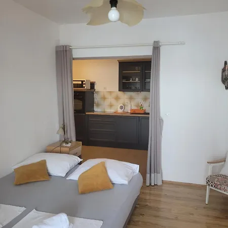 Apartments Coko Omiš Chambre photo