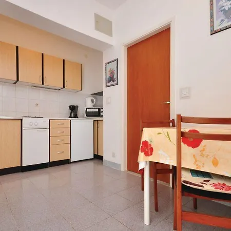 Apartments Coko Omiš Extérieur photo